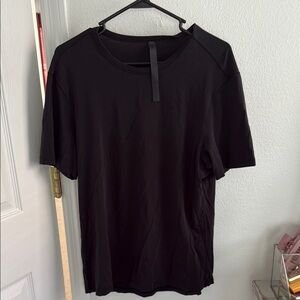 Lululemon Men's Black T-Shirt